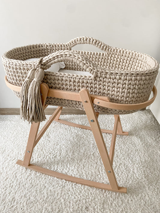 Bassinet without greige rim