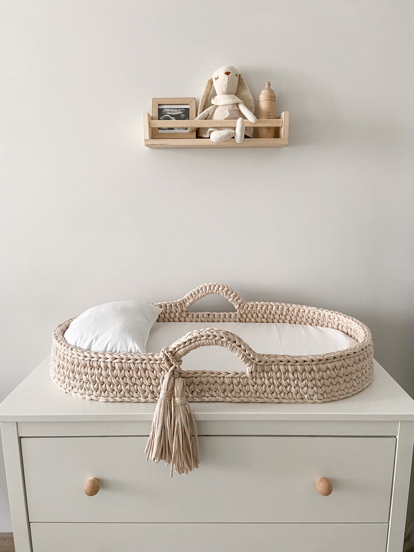 XL sand beige changing basket